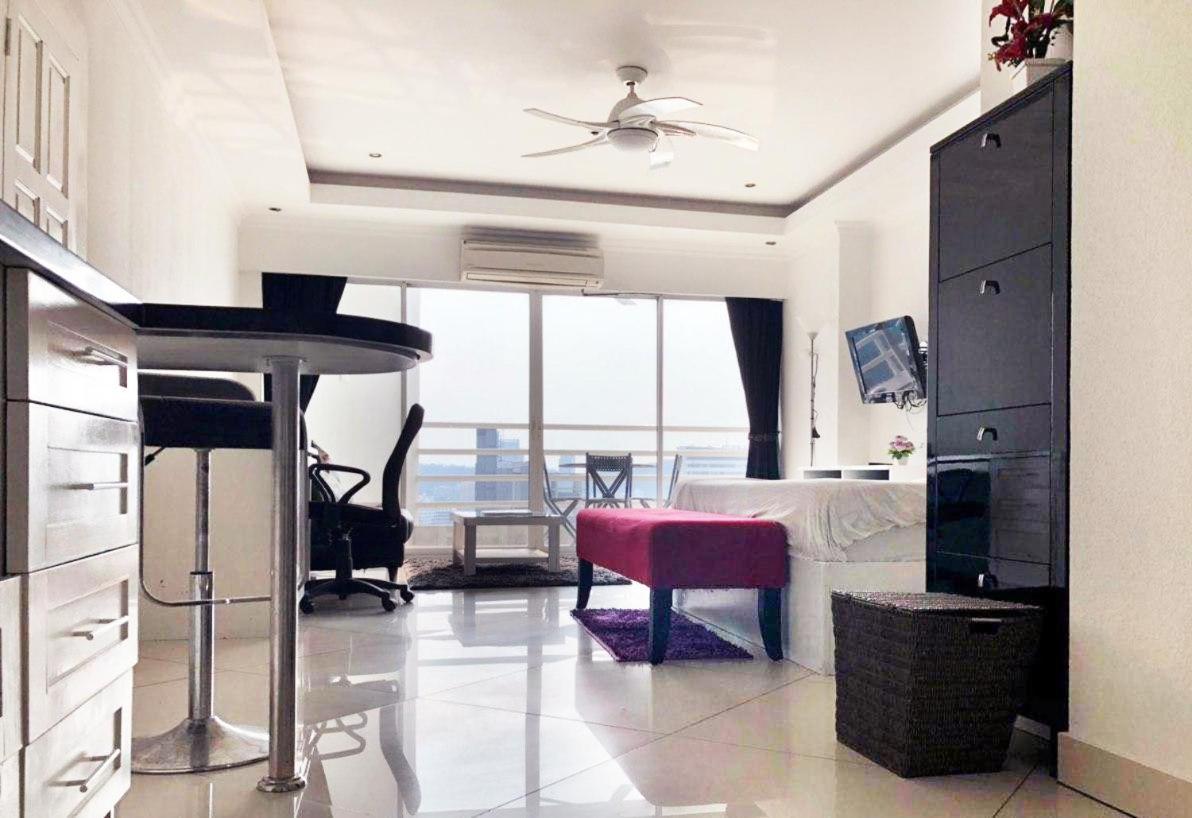 Vtsix At View Talay 6 Hotel Pattaya Eksteriør billede